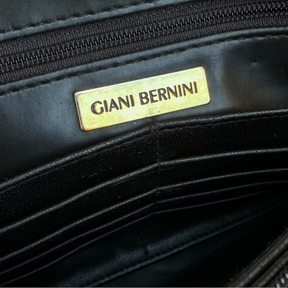 Vintage Giani Bernini Organizational Satchel, Wallet and Scarf Accessory Bundle - Picture 15 of 16